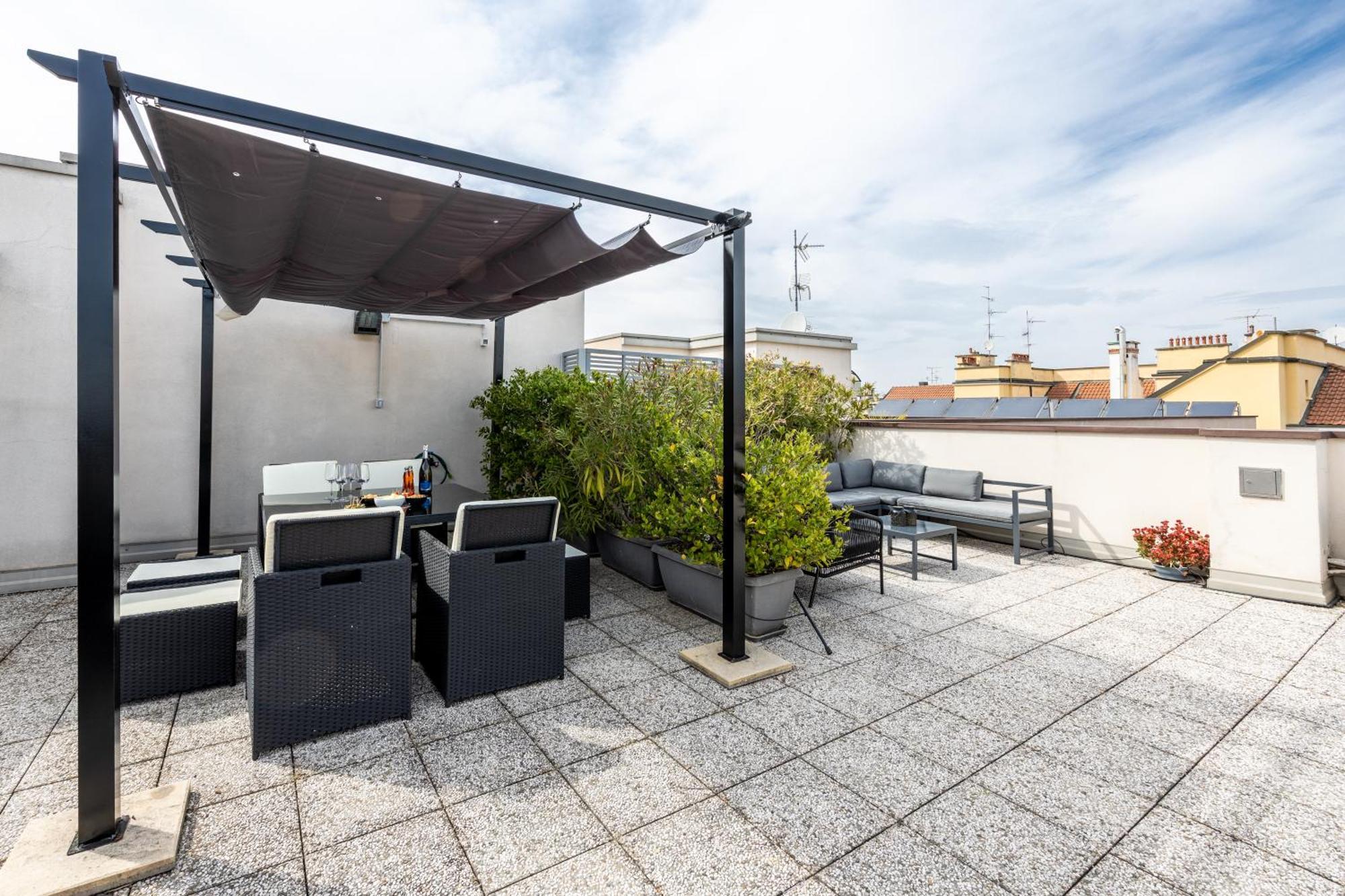 Bocconi'S Nest - Close To Duomo With Terrace Milan Exterior photo