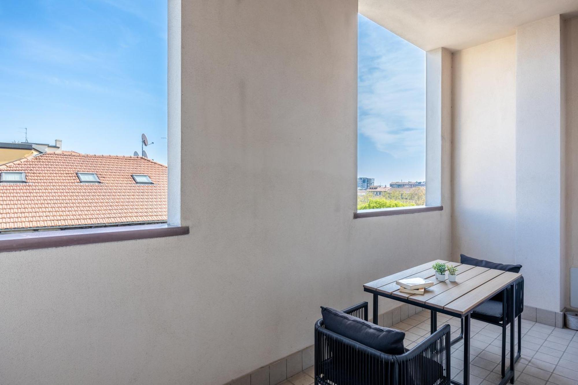 Bocconi'S Nest - Close To Duomo With Terrace Milan Exterior photo