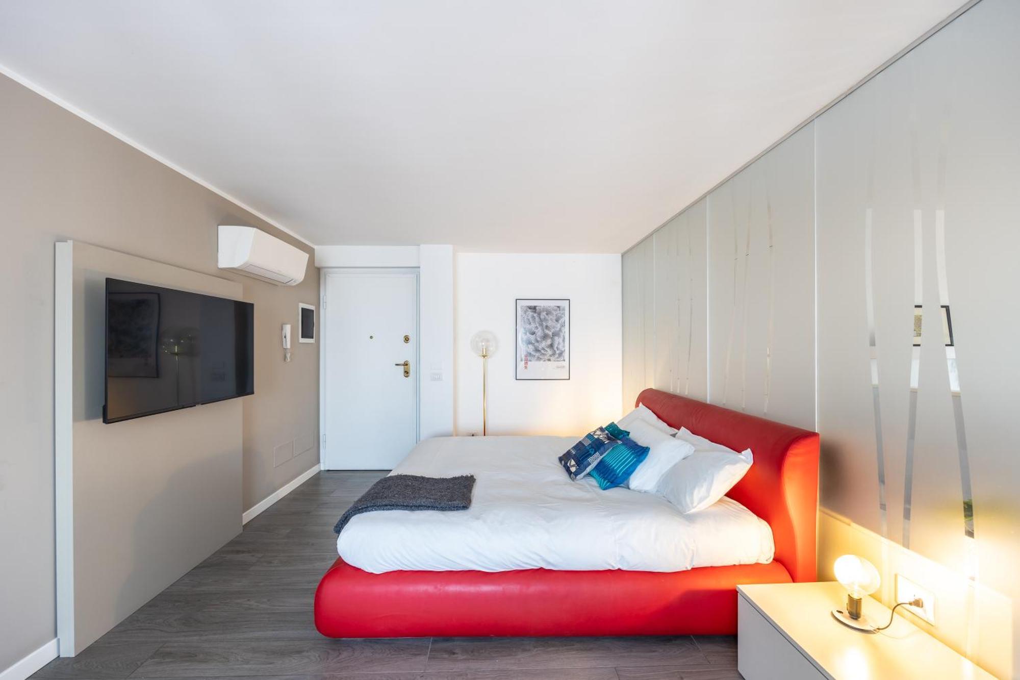 Bocconi'S Nest - Close To Duomo With Terrace Milan Exterior photo