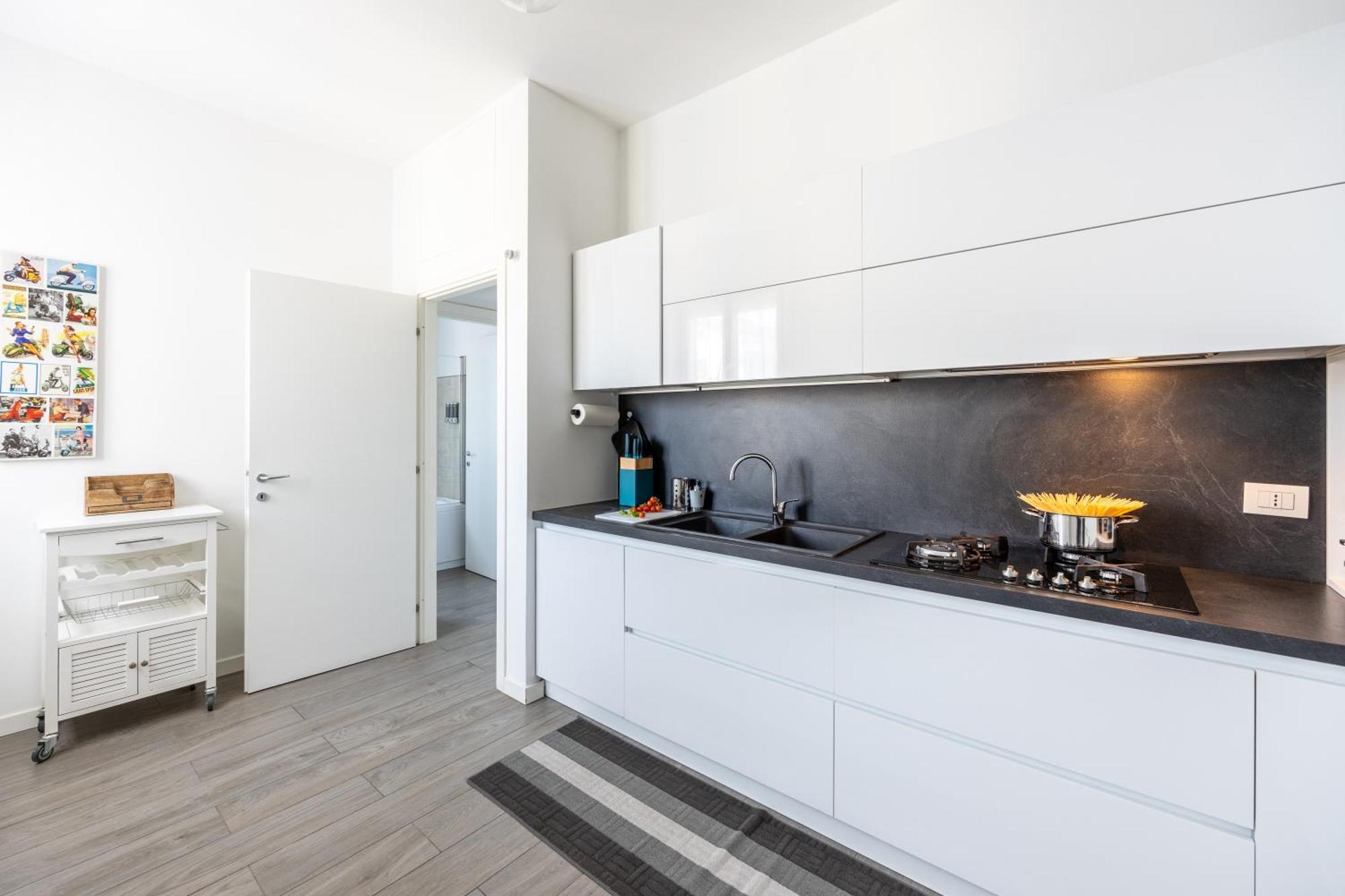 Bocconi'S Nest - Close To Duomo With Terrace Milan Exterior photo